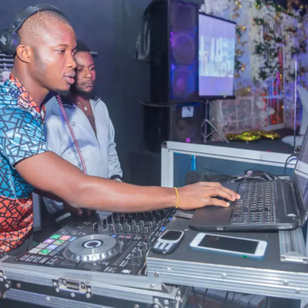 DJ COMBAT